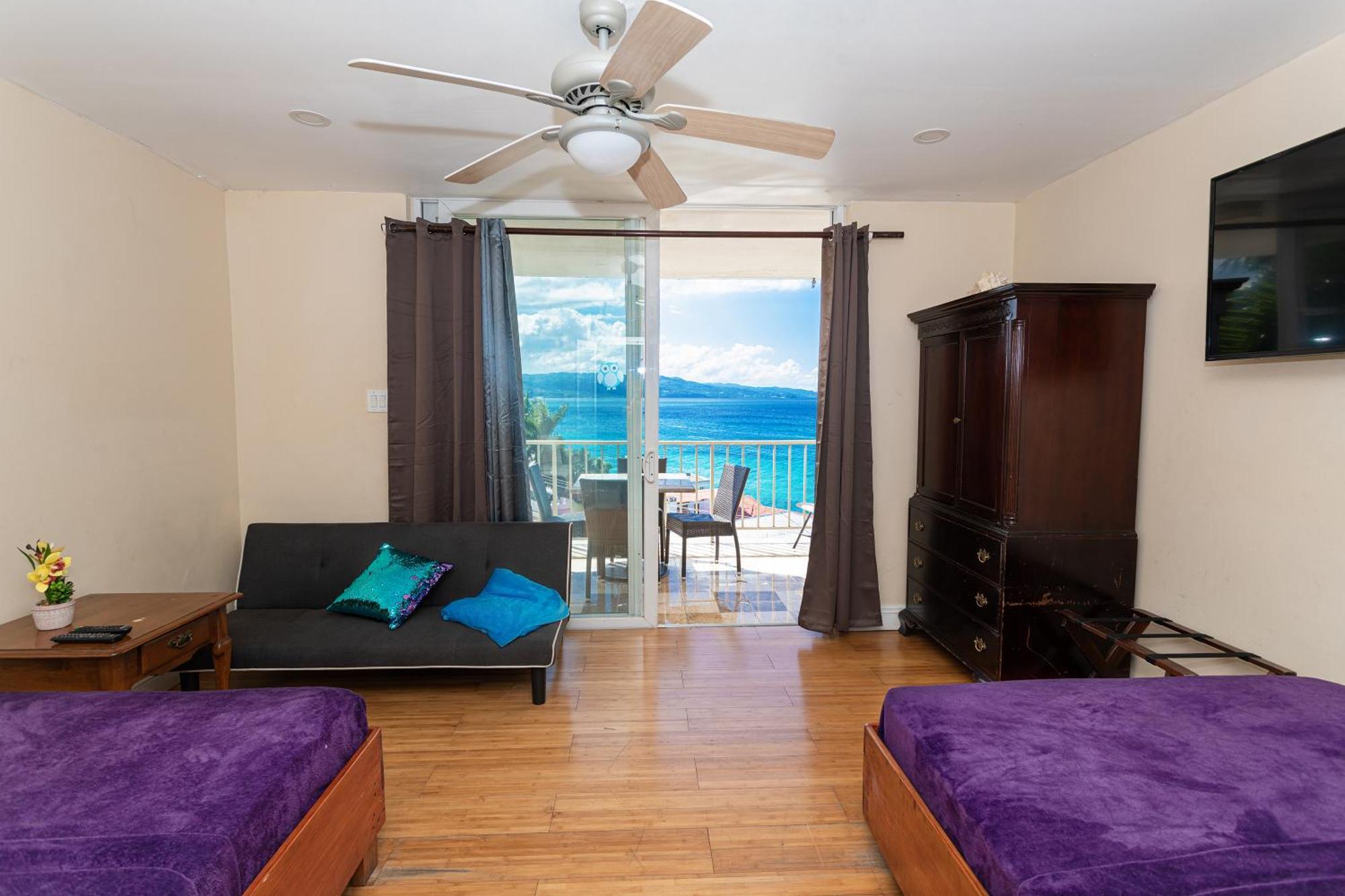 Montego Bay Club Apartments Экстерьер фото